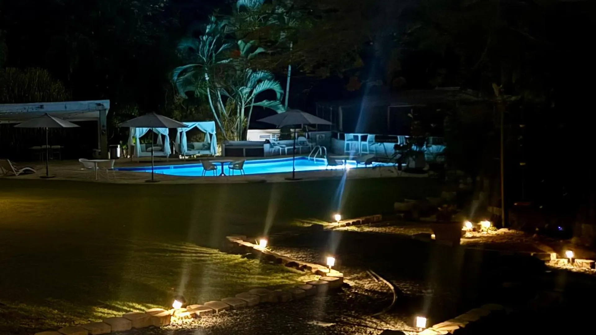 מלון סן חואן Jardin Al Bosque-Glamping פוארטו ריקו